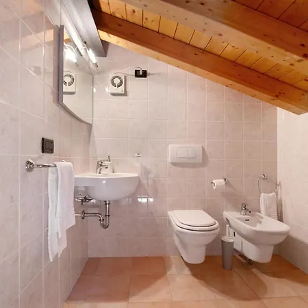 Residence Bardolino דירה *