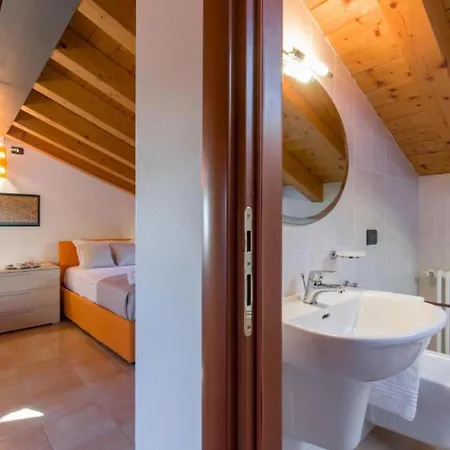Residence Bardolino 아파트 바르돌리노