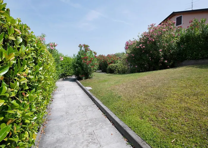 Residence Bardolino 바르돌리노